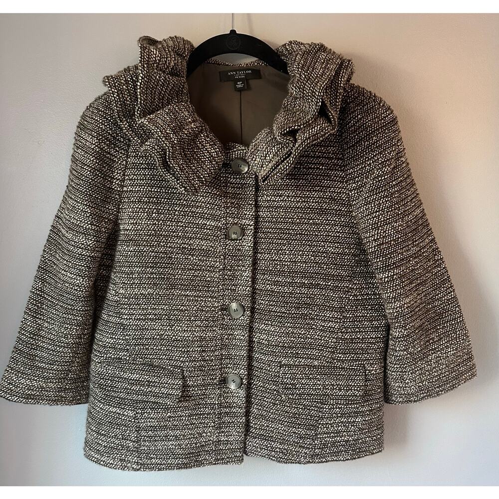 ANN TAYLOR Women’s Size 6P Wool Blend Ruffle Collar Blazer